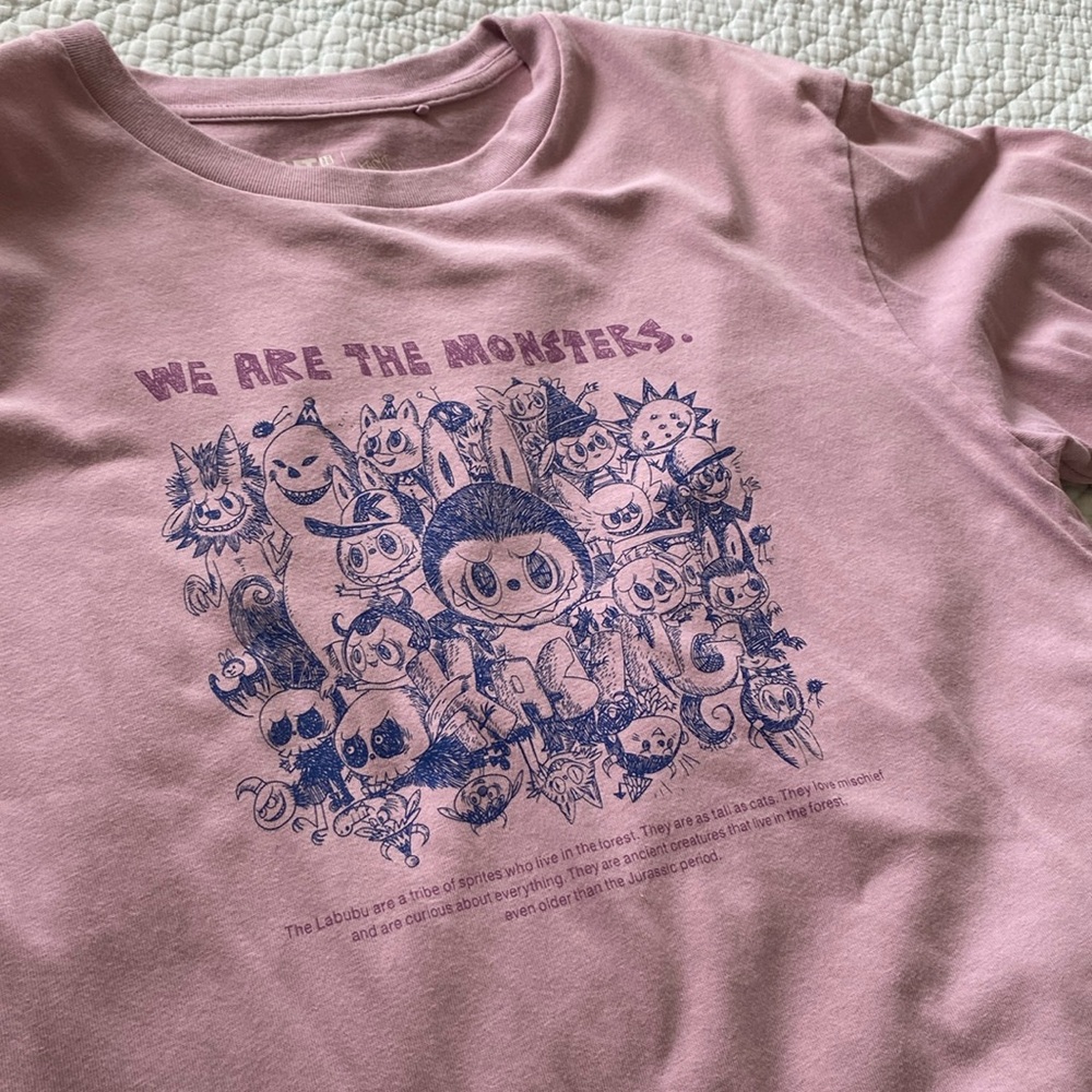 UNIQLO pink graphic-shirt with cute monster design